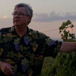 O'Vineyards Carcassonne Joe describes wine pruning on a wine tour and tasting